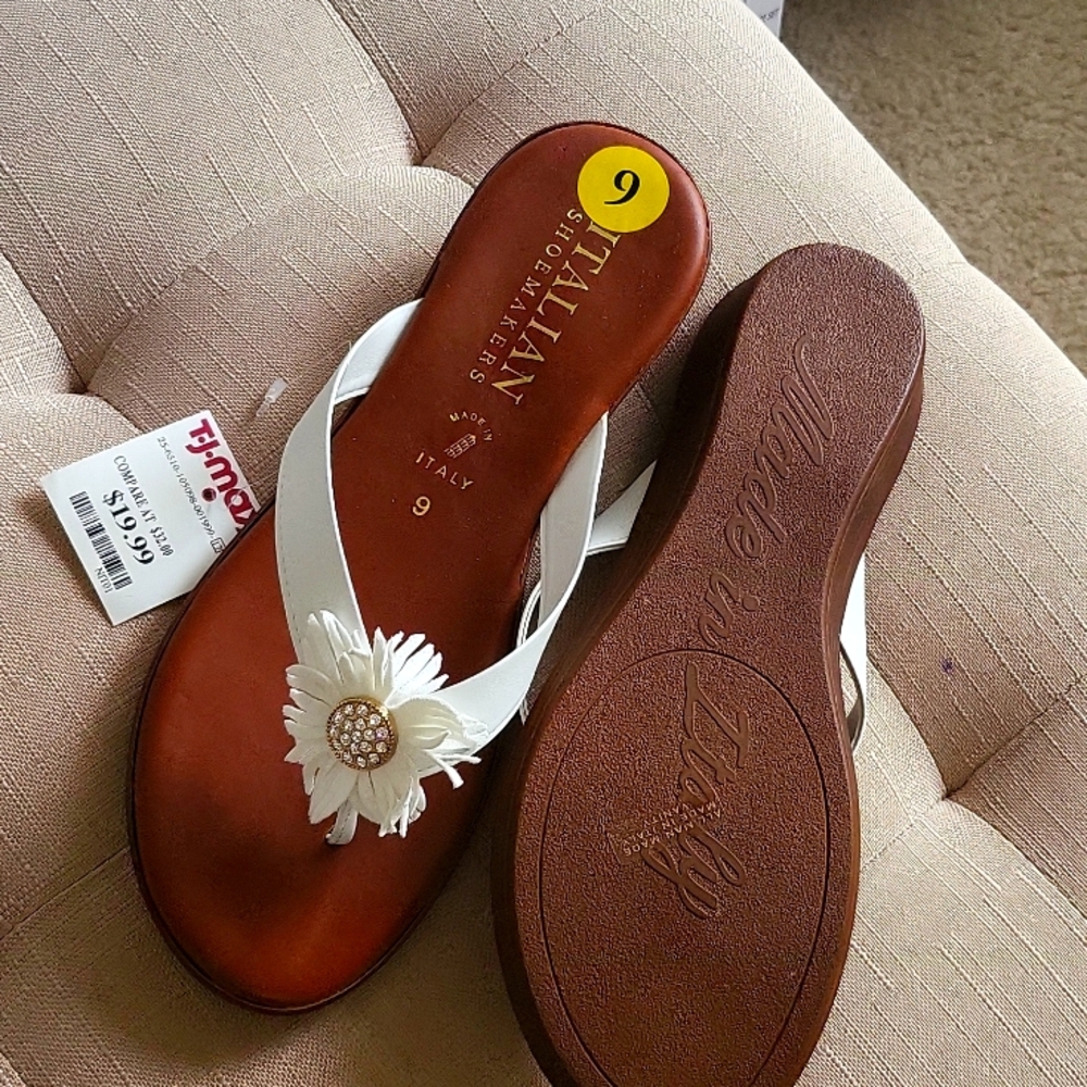 Shoes - Picture 2 of 3